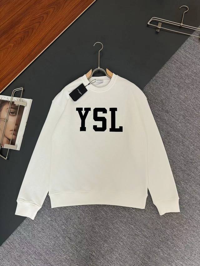 Yvessaintlaurent *Ysl*圣罗兰*秋冬最新款圆领时尚长袖卫衣，植绒工艺logo设计，400克纯棉面料！贴肤舒适，耐看又好穿，原厂工艺一丝不苟，