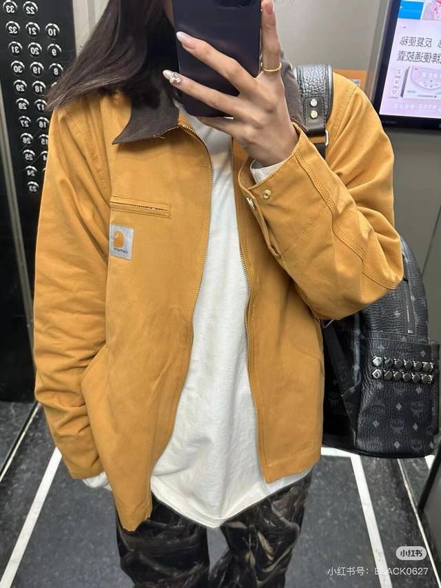 上新 款号：G228 Carhartt Wip卡哈特经典款底特律拉链夹克情侣款休闲工装外套 1面料采用全新环保型斜纹布料，轻度水洗感穿越久颜色越好看，非常优质的