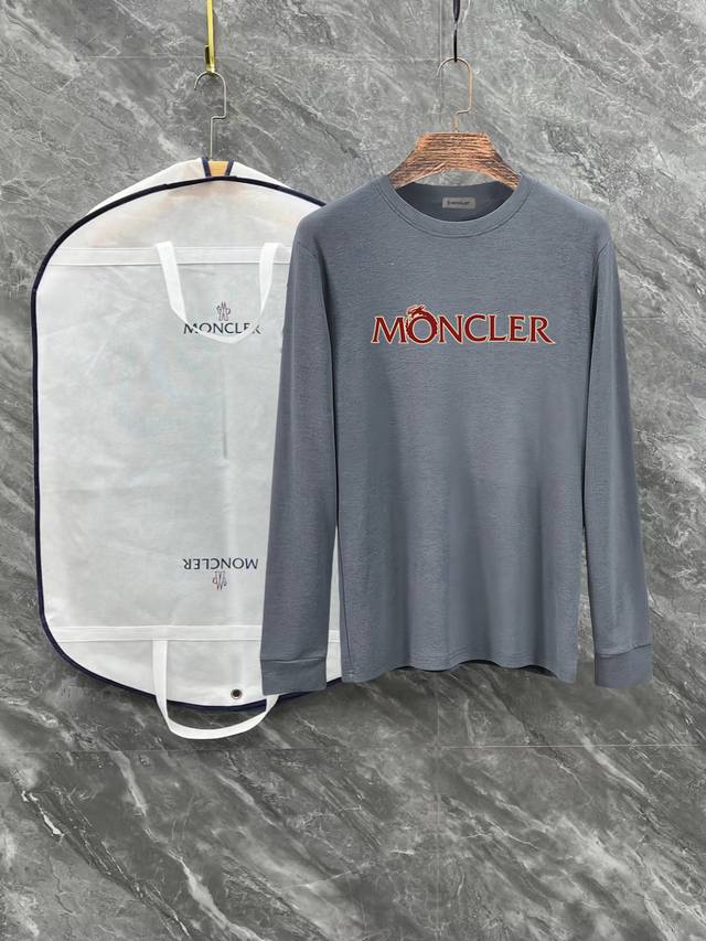 新品 Moncler 蒙口2024早秋新款羊毛打底衫 精简圆领长袖 经典著作,超时髦的精简款长t属于单穿内搭的圣品.甄选客供定织 绒感类材质制成，表面软糯细腻质