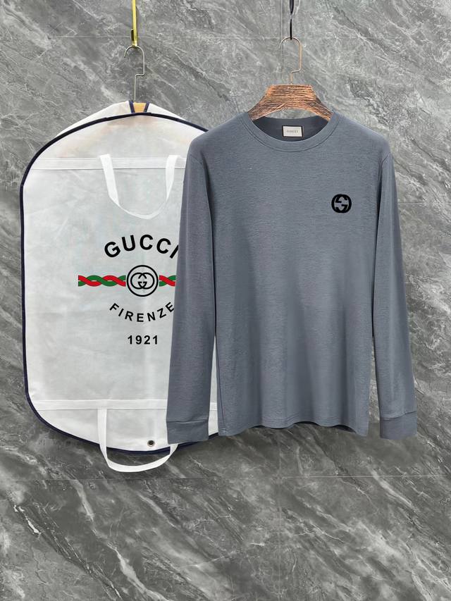 新品 Gucci 古奇2024早秋新款羊毛打底衫 精简圆领长袖 经典著作,超时髦的精简款长t属于单穿内搭的圣品.甄选客供定织 绒感类材质制成，表面软糯细腻质地，