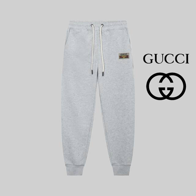 顶级版本，区别通货 Gucci 古奇24Ss 秋冬秀款 修身线条皮标老佛爷简约logo运动裤 380G克重 兼容所有身材 腰部松紧带黑白抽绳设计 定制抽绳口袋两