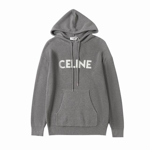 Celine* 赛琳24Fw字母贴布针织连帽毛衣 面料采用75%羊毛25%安哥拉兔毛 版型非常宽松 水洗后蓬松亲肤柔软 采用进口斯托尔织造 纹理清晰 正7针双元