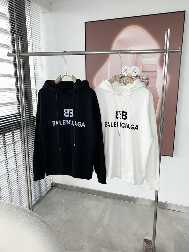 Balenciaga 巴黎世家 2024秋冬全新系列卫衣，非常时髦前卫的一款男女同款长袖卫衣，，高品质数码印花图案工艺！品牌多年的设计理念！经典款式，时髦高级潮