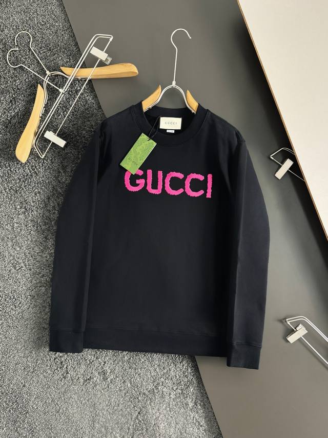 全年不下架 Gucci 古驰 圆领卫衣 采用原版400克重双股毛圈布对版定织定染面料 高密度刺绣 2*2螺纹同缸定染零色差 独家品质区别通货 欢迎对比 工艺：