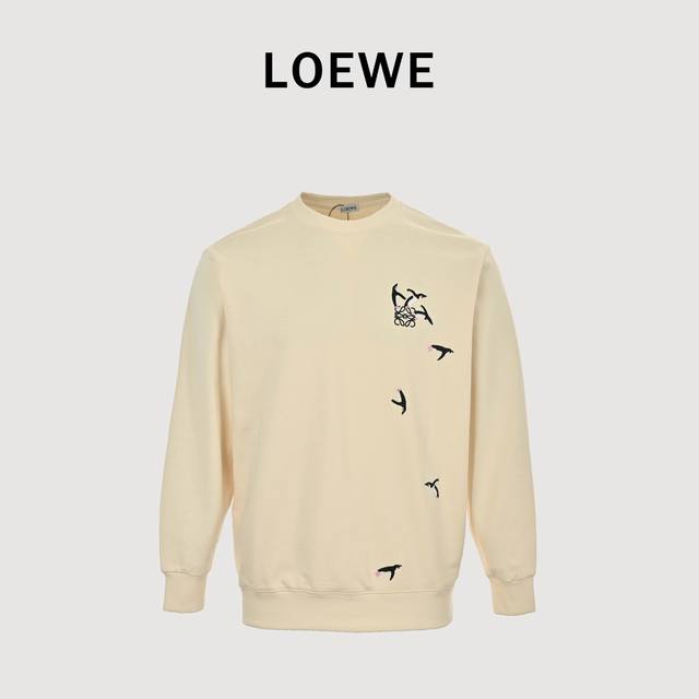 LOEWE 罗意威 24Fw 刺绣企鹅 圆领卫衣 420克重纯棉面料毛圈底定制32支2*2螺纹 成衣两遍水洗处理 面料舒适亲肤无异感 定制定染面料 纺织密度高