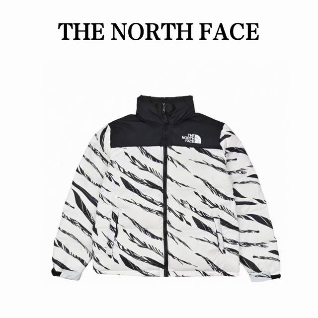 VC出品 The North Face Down Parka 北面亚洲限定斑马纹羽绒服 这款一出就火爆全网 全新批次 NFC芯片扫描感应 采用原版高清数码印花轻