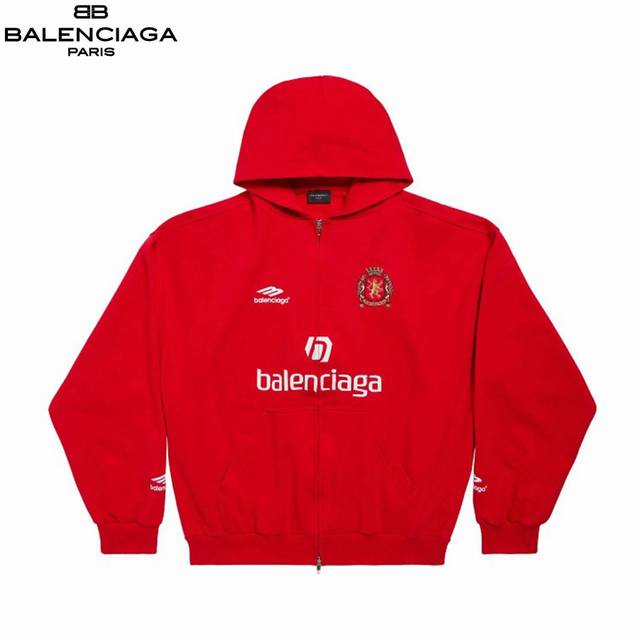 Balenciaga 巴黎世家 24ss 曼联刺绣开衫外套 100%棉 采用订色订染毛圈纯棉卫衣面，500g双股双纱，手感舒适 进口针织针梳棉进行制作，厚度适中