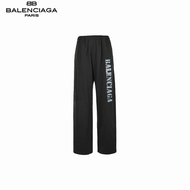 Balenciaga 巴黎世家 24ss 模糊字LOGO阔腿长裤 采用订色订染毛圈纯棉卫衣面，420g双股双纱，手感舒适 进口针织针梳棉进行制作，厚度适中，有垂