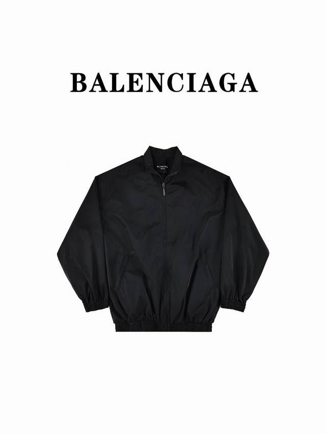 Balenciaga巴黎世家24SS 美纹纸胶带尼龙纤维高领冲锋衣 高版本 官网同步 采用进口尼龙功能性面料 进口机器设备印花工艺 定制1:1五金拉链 宽松版型