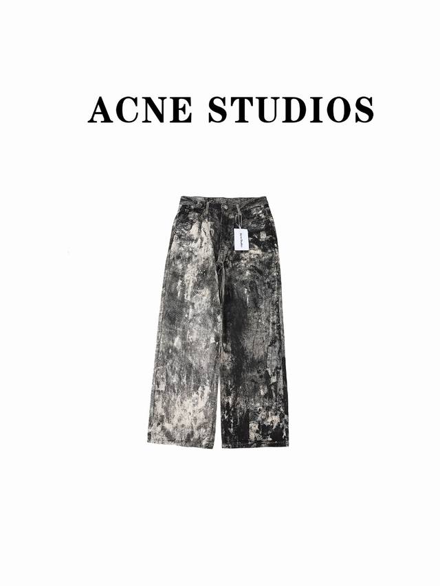 Acne Studios 24ss 废土风飞溅喷墨牛仔裤 1981m 飞溅喷墨牛仔裤，值得考虑。喷墨工艺，数码印花工艺打造的大面积喷墨图案，使其能完美契合 Di