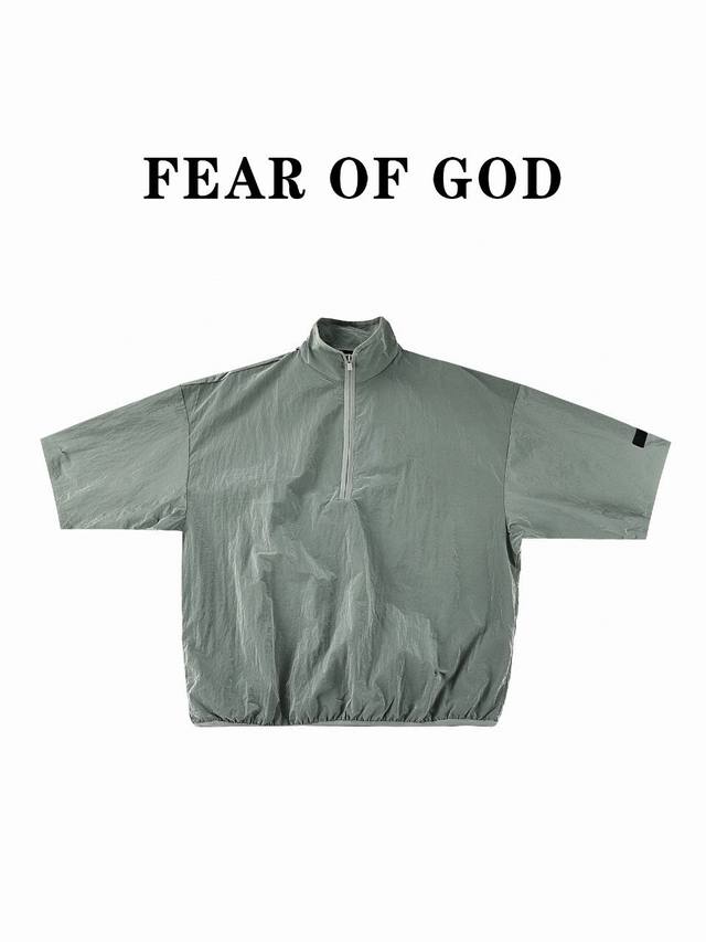 FOG FEAR OF GOD顶级独家版本FOG ESSENTIAS 新款机能金属尼龙梭织落肩短袖 24SS的这几款梭织尼龙系列 投入了很大心血 首批出货少的可