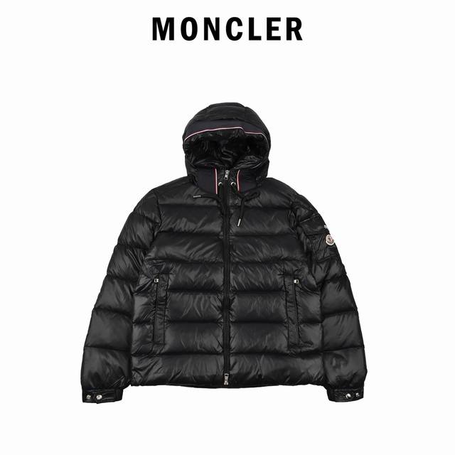 Moncler 蒙口24ss新款帽檐织带连帽羽绒服 蒙家王牌尖货，镇店之宝 迟来的渠道好货好款Luiro系列蒙口王牌渠道单，最经典最火爆尼龙羽绒连帽帽沿字母螺纹