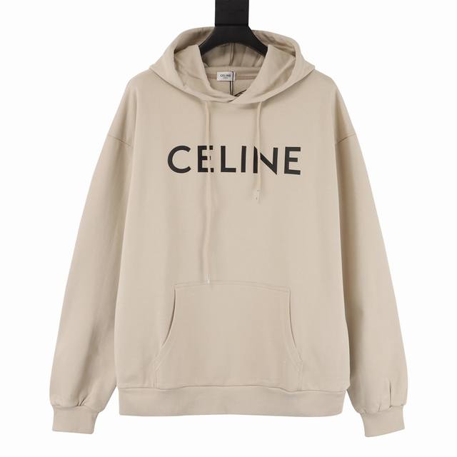 CELINE 赛琳 经典胶囊系列连帽卫衣 CE经典款属于胶囊系列最火 最有气质 最百搭的一个，论设计，它算是卫衣中最常见的基础款 没有花俏的玩法，以字母设计来点