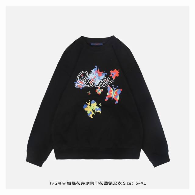 LV 24Fw 蝴蝶花卉涂鸦印花圆领卫衣 面料采用400克重双股大毛圈面料，定制32支螺纹，成衣两遍水洗处理，面料舒适亲肤无异感，定制定染面料，纺织密度高，垂感