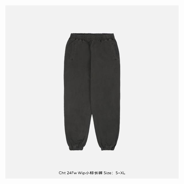 Carhartt 卡哈特 24Fw Wip小标长裤 耐久和舒适的基本款日常构造，融入了多种色彩的选择，使其拥有了十足的街头味道，正面简约干净，搭配标准的双插口袋