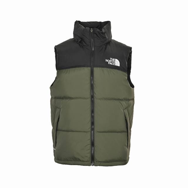 The North Face 北面 经典羽绒马甲 面料：国内独家日本原厂面料具有防水 防钻绒 防脱色特性，24支数压光呢子纺面料！ 内胆：400D高密度支数胆布