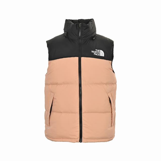 The North Face 北面 经典羽绒马甲 面料：国内独家日本原厂面料具有防水 防钻绒 防脱色特性，24支数压光呢子纺面料！ 内胆：400D高密度支数胆布