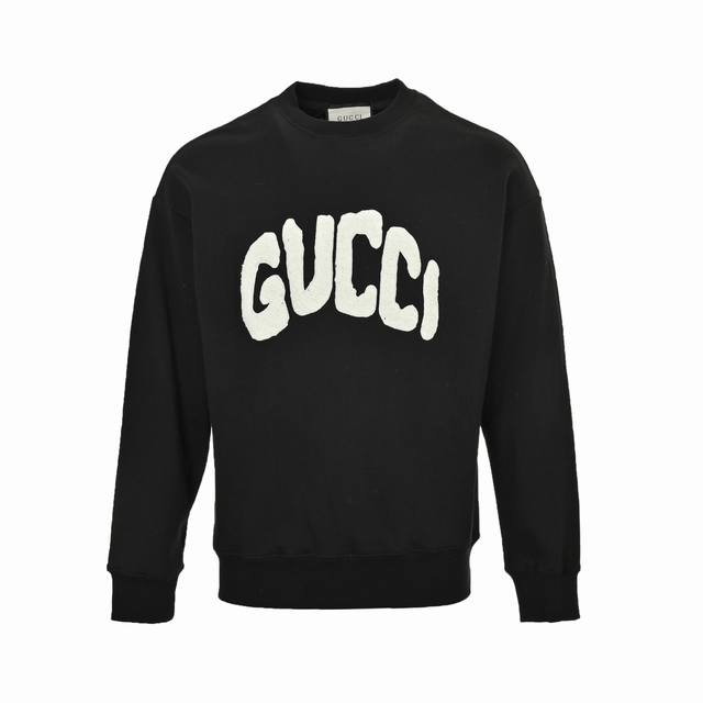 Gucci 古驰 24Fw 毛巾绣字母圆领卫衣 - 购入原版开模打造，全套定制辅料，细节决定成败。 - 颜色：白色、黑色 - 面料：420克重纯棉面料毛圈底定制