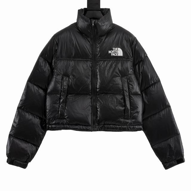 THE NORTH FACE 北面TNF 84款詹娜肯豆短款羽绒服 女款 The North Face 的字面含义为山的最寒冷、最艰难一面。它也是The Nor