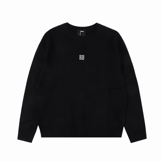 GIVENCHY 纪梵希GVC 4G后背字母刺绣圆领毛衣 采用100%真羊毛混纺材质，柔顺保暖，顶尖抗起球性能。采用进口日本岛精无缝电脑横机全卷边编织，单件机编