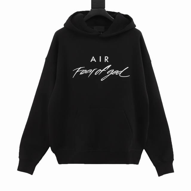 Fear of God FOG essential 复线 AIR字母连帽卫衣帽衫 面料采用定织定染420G高弹卫衣面料 绣口采用到绣车线工艺 一种古老的制衣手法