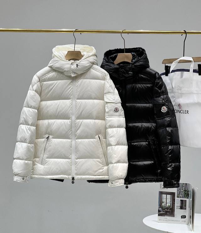 防尘袋+10 陈奕迅同款蒙口玛雅羽绒服 Moncler Maya 蒙口亮面小标羽绒服 -天花板版本，区别通货 ①:支持NFC识别，手机靠近手臂蒙口小标，直接弹出