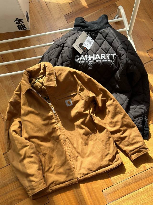 供 Carhartt WIP FW22 双面穿 翻领拉链 棉服外套顶级过验 黑色 卡其 s～xl 偏大一码 两面穿 纯色面：定织高密纯棉帆布面料，成衣酵洗，，胸