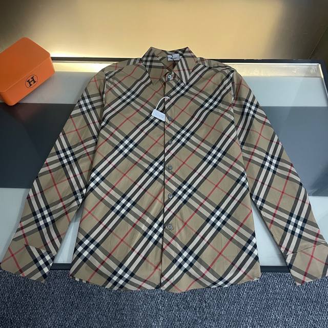 上新 纯原臻品 顶级原版复刻 Burberry 巴宝莉24ss新款经典款小格子衬衫 格纹拼接设计 春夏推荐 男女同款 单独定染定织 支高密精梳棉，对位对称的款式