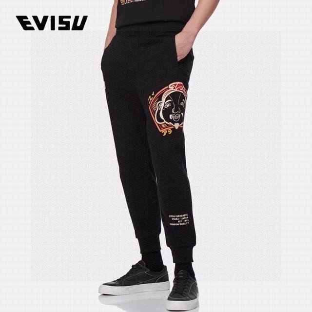 上新，130 EVISU 福神 24SS 男士拼色佛头印花卫裤 货号：2ESHTM2S XXCT 吊牌价：2309 材质：100%纯棉 工艺：印花 颜色：黑色