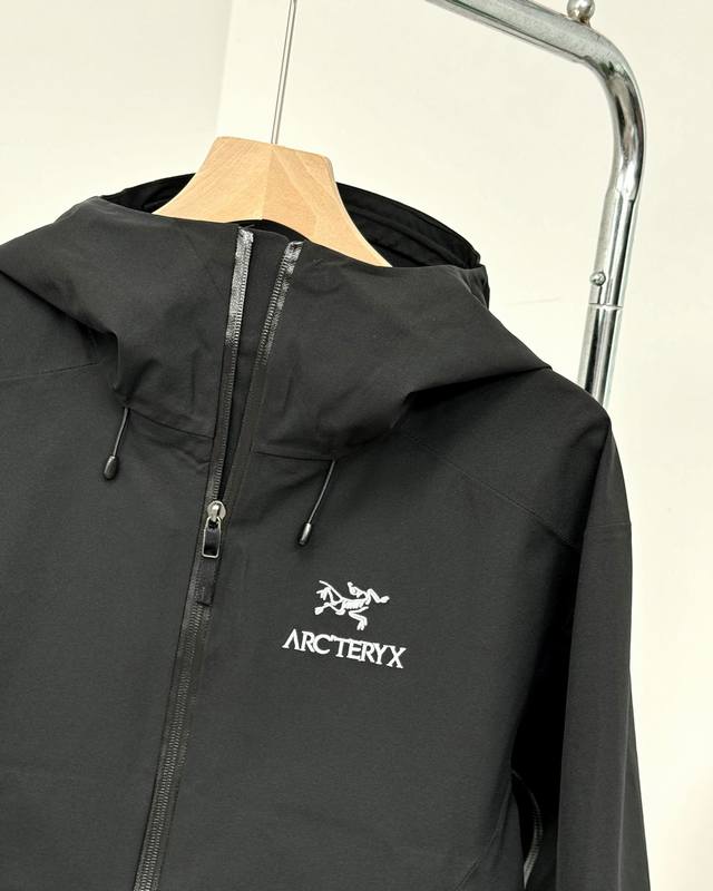 细节补充 ARC'TERYXBETALTGORE-TEXJacket-Men's始祖鸟户外防水硬壳冲锋衣机能风拉链夹克