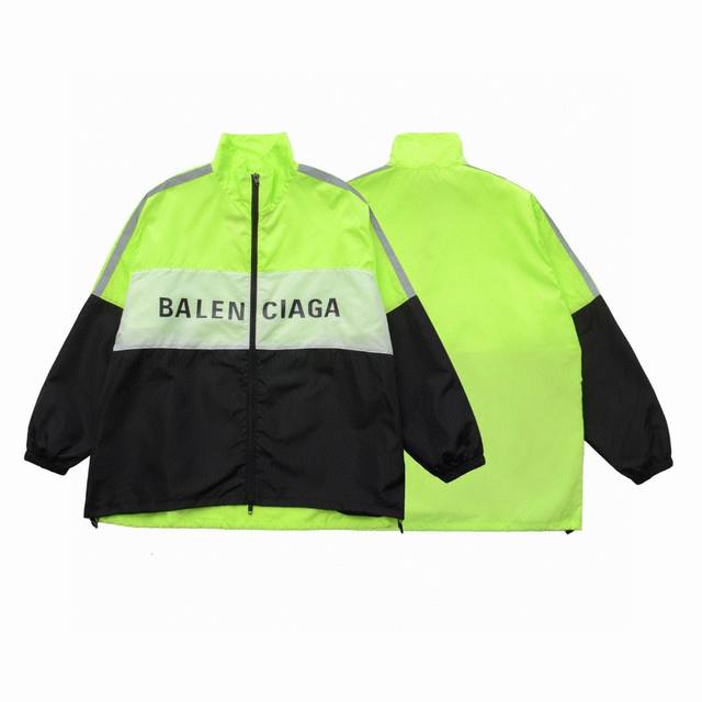 供 不下架放心推 顶级复刻版本 Balenciaga 巴黎世家BLCG经典荧光黄绿标语防水防风冲锋衣外套防晒衣 款号：631B111 面料: 定制防水防风面料