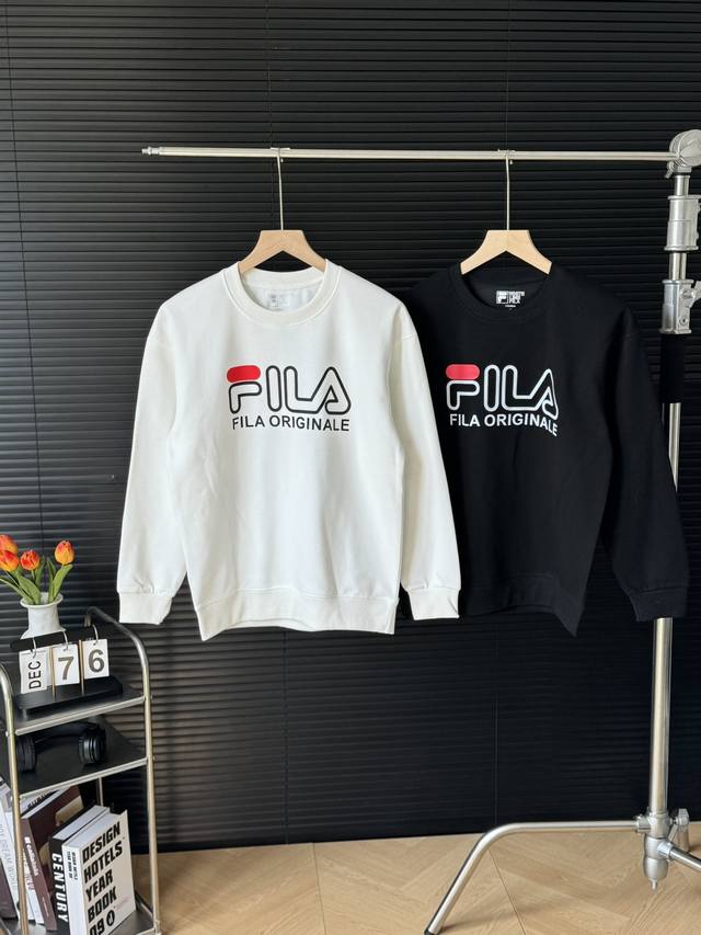 FILA 斐乐 秋季经典印花LOGO情侣款圆领卫衣 颜色：黑色 白色 尺码：M L XL 2XL 3XL 高品质360克高克重纯棉，亲肤透气不起球，数码直喷印花