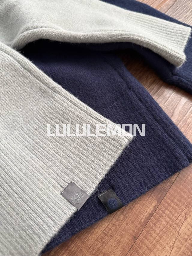 颜色：藏青 灰色 尺码：S到XL 露露Merino Wool-Blend 男士羊毛混纺开衫丨lululemon丨LM3DOFS 线上699+ 月销量1000+