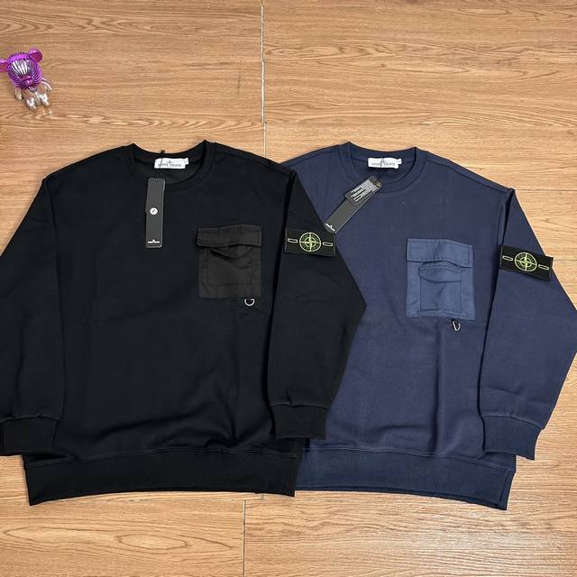 Stone Island 石头岛口袋经典纯棉圆领卫衣 甄选品质 实拍可见 面料采用高品质正品原单纯棉320克面料 不起球 不变形 2本针走线 高品质重工面料 当