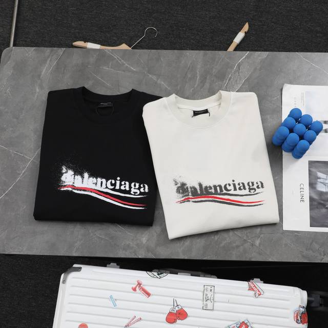 顶级复刻 高端定制 - Balenciaga 巴黎世家 新款模糊可乐长袖卫衣T恤 - 颜色：黑色 灰白 - 购入原版开模打造，全套定制辅料，细节决定成败 - 巴