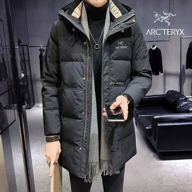 始祖鸟 ARC’TERYX 专柜款 冬季 连帽 情侣高品质中长款连帽羽绒服 男女同款 经典logo 酷炫潮品！户外装备必备品！！小红书ins各大网红教你搭配上身