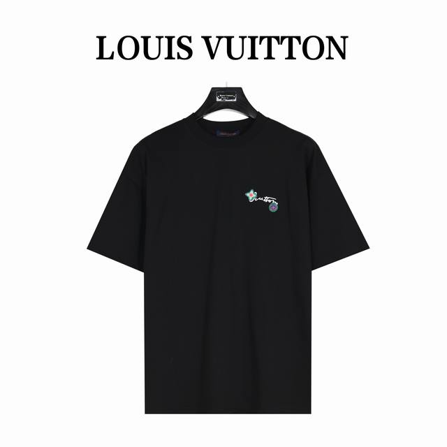 Louis Vuitton 路易威登 24ss 花卉字母刺绣短袖T恤 面料采用280克纯棉双纱纯棉进口原版面料+260克配套螺纹, 其基础款单品属于驴家的经典王