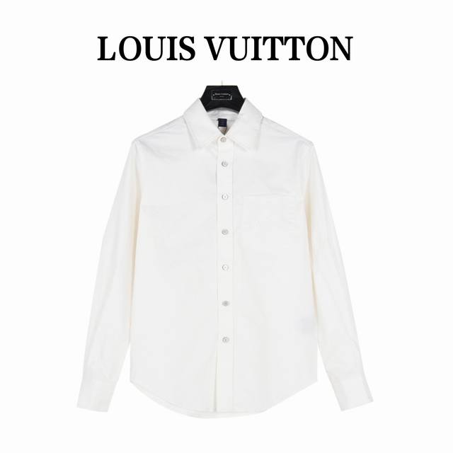 LouisVuitton 路易威登刺绣棉质长袖衬衫 本款棉质衬衫于胸袋点缀 LV Lovers 刺绣，再借珠光纽扣展露丹迪航海风尚，可轻松升级考究造型。 Siz