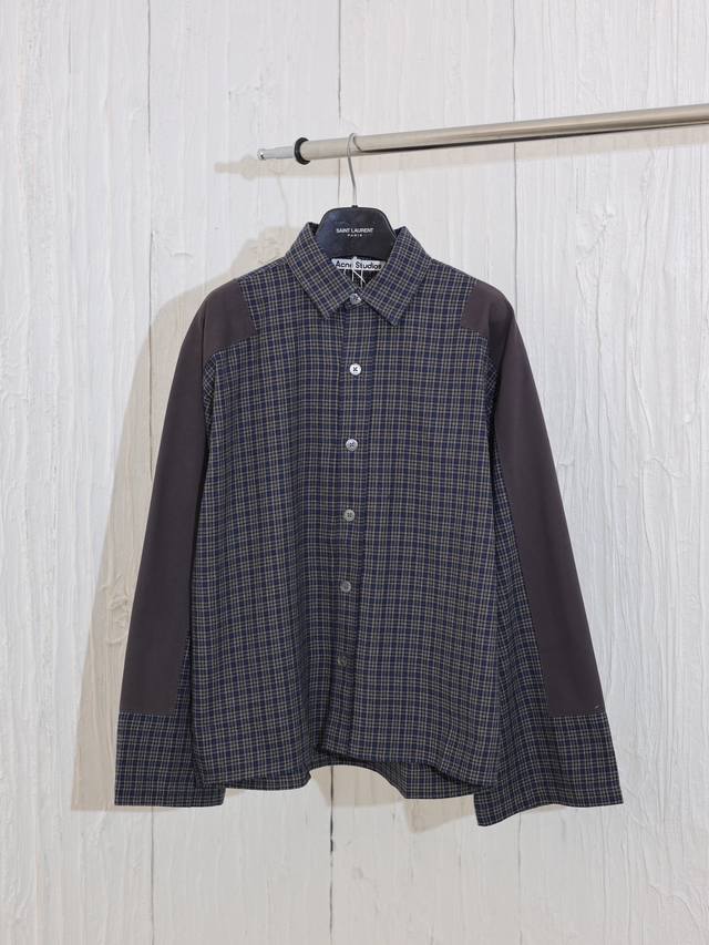 Acne Studios* 24新款格纹撞色补丁拼接袖长袖衬衫 YB购入打版，采用定制斜纹全棉面料，面料定织定染，后领ACNE小标志，贝壳母纽扣，可与同季下装搭