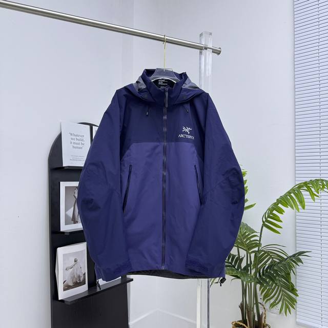 AR-翠鸟蓝 ARC'TERYX Beta Jacket Lady 轻量防风防水男女同款硬壳冲锋衣 颜色：寂寥橙 芯片灰 藏紫色 黑色 生铭绿 尺码：S-XXL