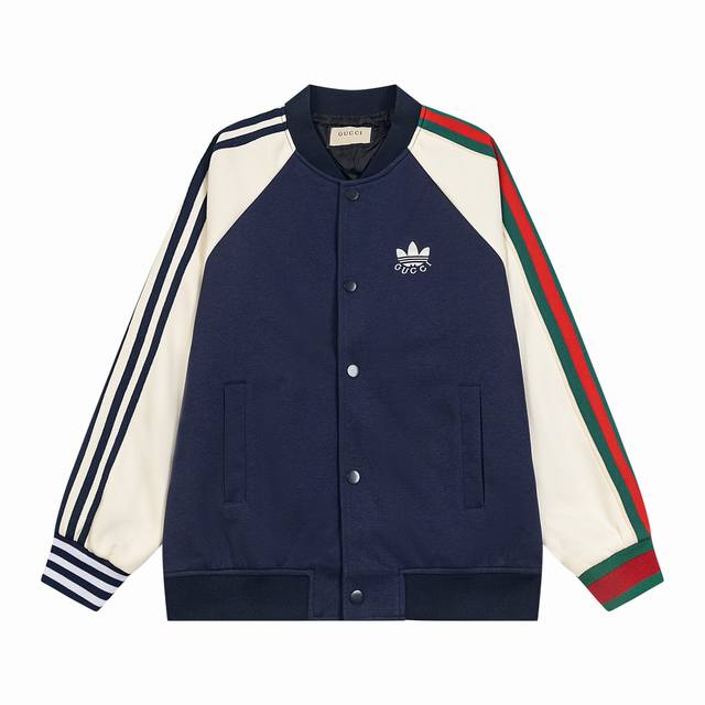 6002# Gucci & Adidas 古驰联名阿迪达斯 22Fw 三叶草织带针织外套 对色定染弹性纤维毛料，由7S粗针织片打造，材质引用原版弹性粘胶纤维毛料