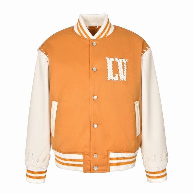 官网1:1原单品质 LV 24FW 编织皮绳棒球服外套 原49,500购入开发，衣身的黄色面料采用涤纶聚酯纤维定染浅黄色，后做特殊科技处理防水涂层覆膜。特殊的拼