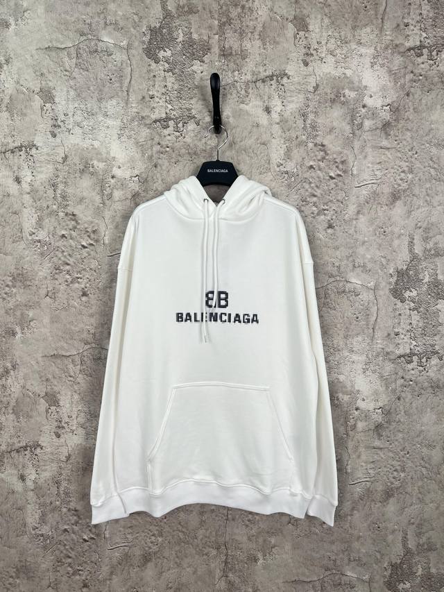 巴黎世家 Balenciaga BB Pixel 马赛克模糊字连体帽卫衣 白色 男女同款 尺码表：XS. S. M. L 印花：印花材料采用安全环保无毒婴儿认证