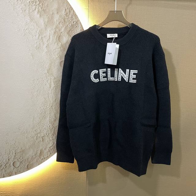 Celine 赛琳 铆钉罗纹字母印花羊毛针织套头毛衣外套 颜色：黑色.米白色 码数：S M L XL