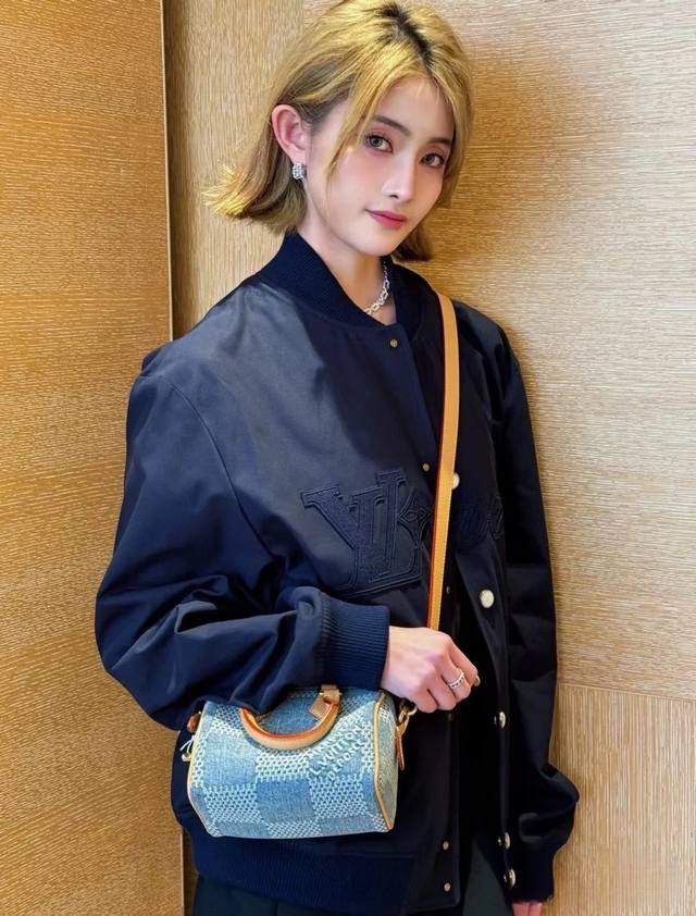 Louis Vuitton 路易威登 LV Lover刺绣棒球服 上身咨询