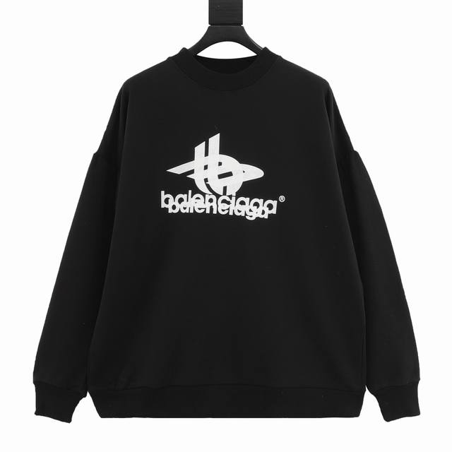 Balenciaga 巴黎世家 重叠字母logo圆领卫衣 缩褶袖口和腰围，正面和背面饰以lavered sports艺术作品印花，采用26支精梳棉+10支全棉，